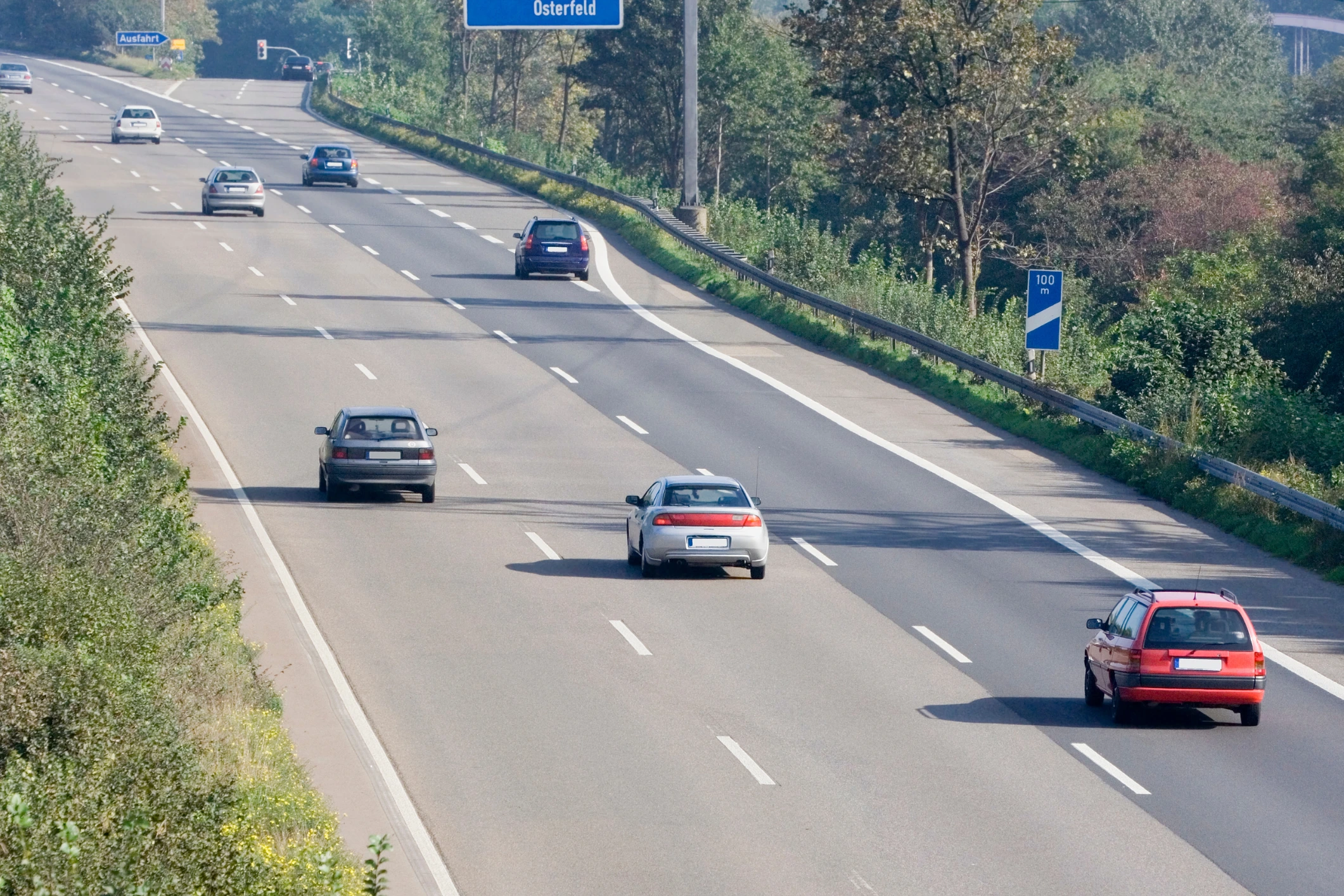 Sparsam auf der Autobahn fahren